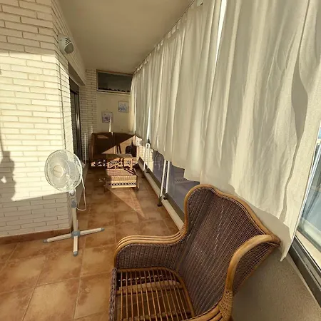 Magnifica Ubicacion ,amplio ,luminoso, A 50 M De La Playa * Κάλπε