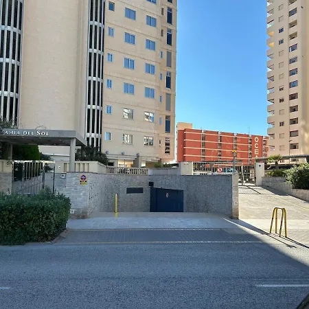 Magnifica Ubicacion ,amplio ,luminoso, A 50 M De La Playa *