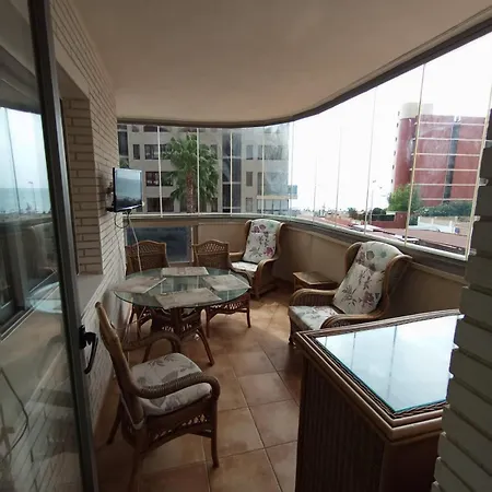 Magnifica Ubicacion ,amplio ,luminoso, A 50 M De La Playa Apartment Calp