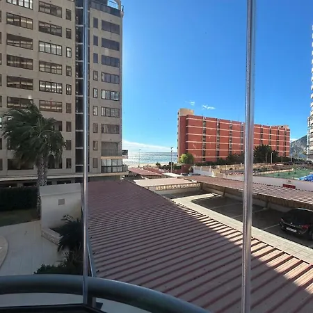 Magnifica Ubicacion ,amplio ,luminoso, A 50 M De La Playa