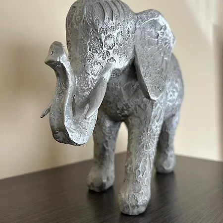 Magnifica Ubicacion ,amplio ,luminoso, A 50 M De La Playa