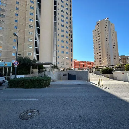 Magnifica Ubicacion ,amplio ,luminoso, A 50 M De La Playa Apartment