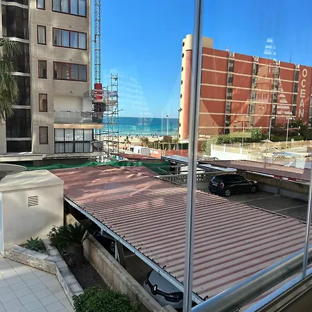Magnifica Ubicacion ,amplio ,luminoso, A 50 M De La Playa Appartamento