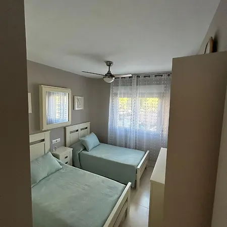 Magnifica Ubicacion ,amplio ,luminoso, A 50 M De La Playa Appartement *