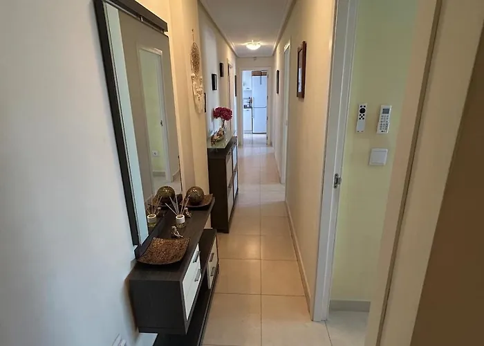 Magnifica Ubicacion ,amplio ,luminoso, A 50 M De La Playa Apartment