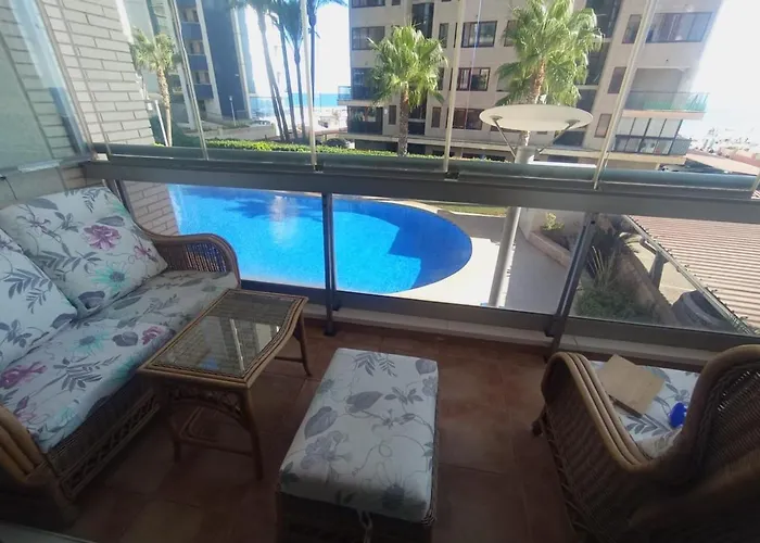 Magnifica Ubicacion ,amplio ,luminoso, A 50 M De La Playa Apartment *