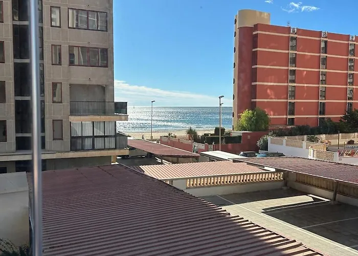 Magnifica Ubicacion ,amplio ,luminoso, A 50 M De La Playa Appartement *