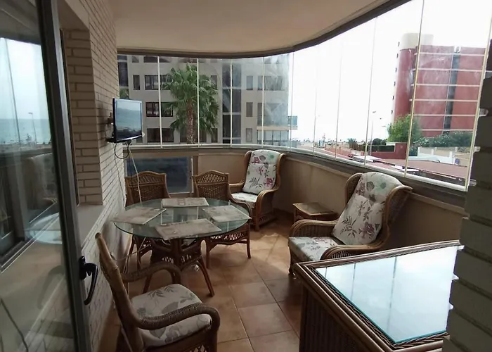 Magnifica Ubicacion ,amplio ,luminoso, A 50 M De La Playa Apartment Calp