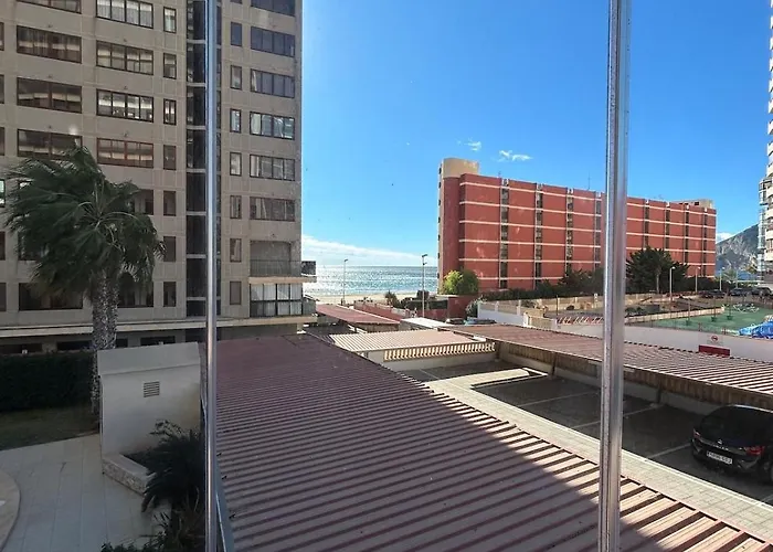 Magnifica Ubicacion ,amplio ,luminoso, A 50 M De La Playa