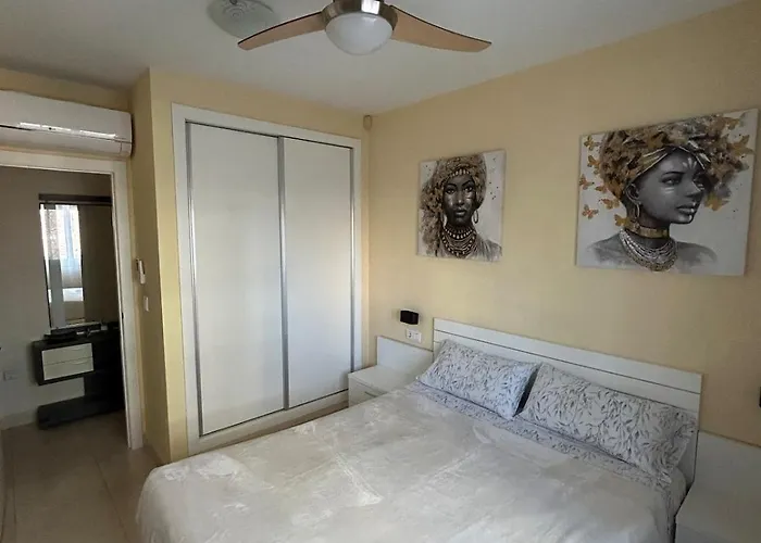 Apartment Magnifica Ubicacion ,amplio ,luminoso, A 50 M De La Playa *