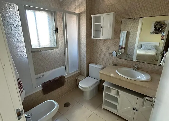 Apartment Magnifica Ubicacion ,amplio ,luminoso, A 50 M De La Playa