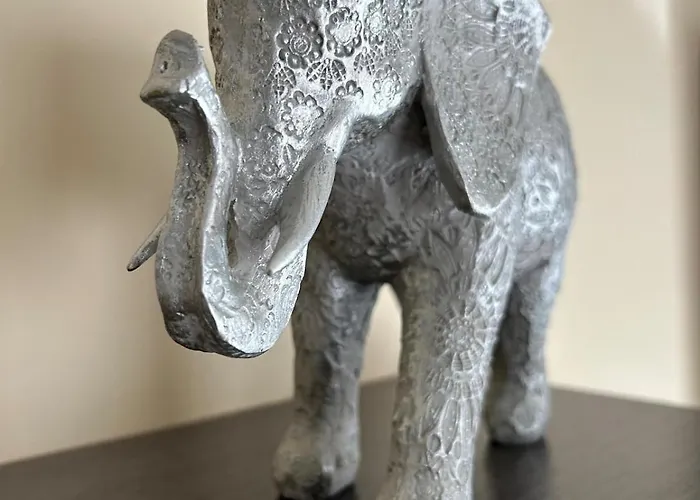 Magnifica Ubicacion ,amplio ,luminoso, A 50 M De La Playa