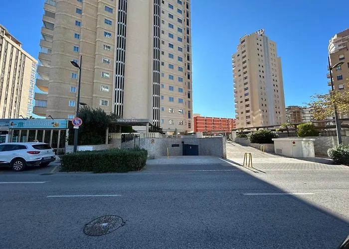 Magnifica Ubicacion ,amplio ,luminoso, A 50 M De La Playa Appartement