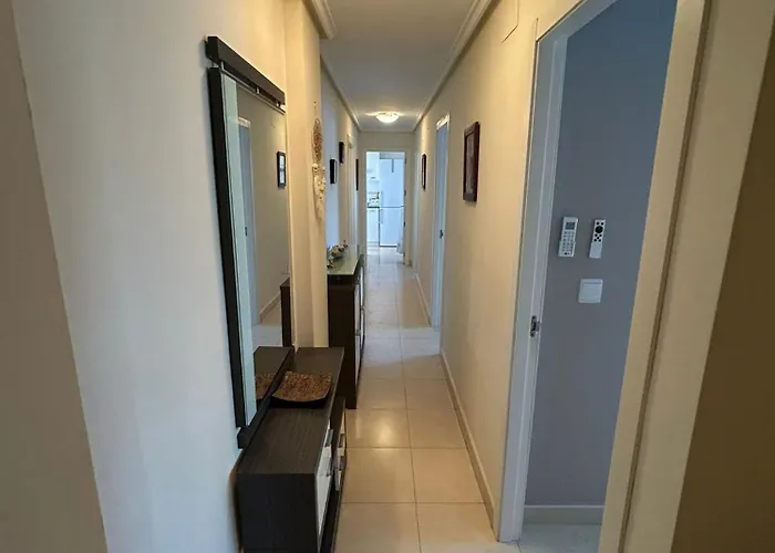 Magnifica Ubicacion ,amplio ,luminoso, A 50 M De La Playa Appartement