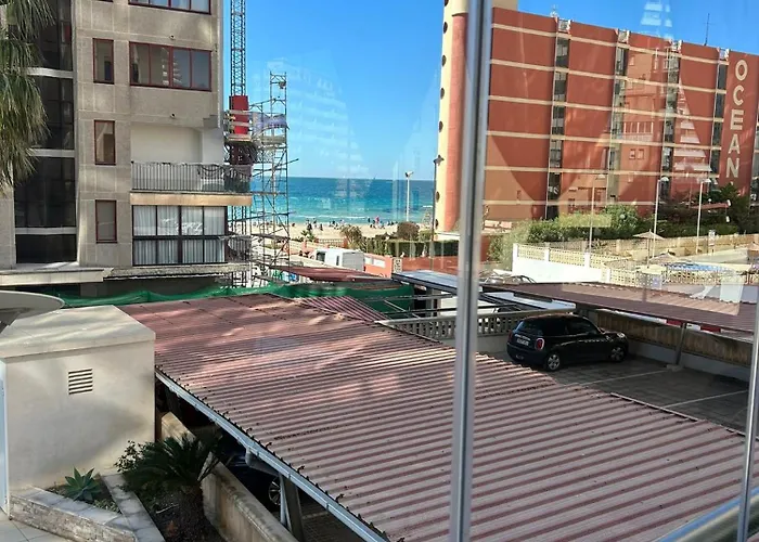 Magnifica Ubicacion ,amplio ,luminoso, A 50 M De La Playa Appartement