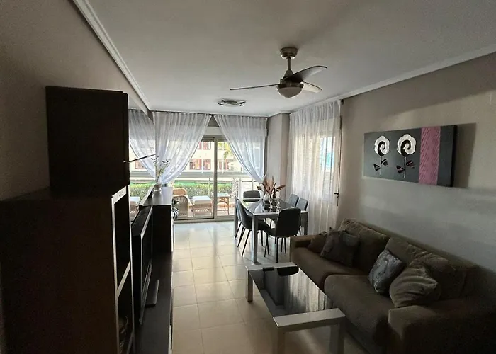 Magnifica Ubicacion ,amplio ,luminoso, A 50 M De La Playa Кальпе