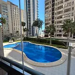 Magnifica Ubicacion ,amplio ,luminoso, A 50 M De La Playa דירה קלפה
