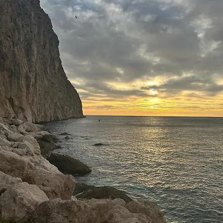Lejlighed Magnifica Ubicacion ,amplio ,luminoso, A 50 M De La Playa Calpe